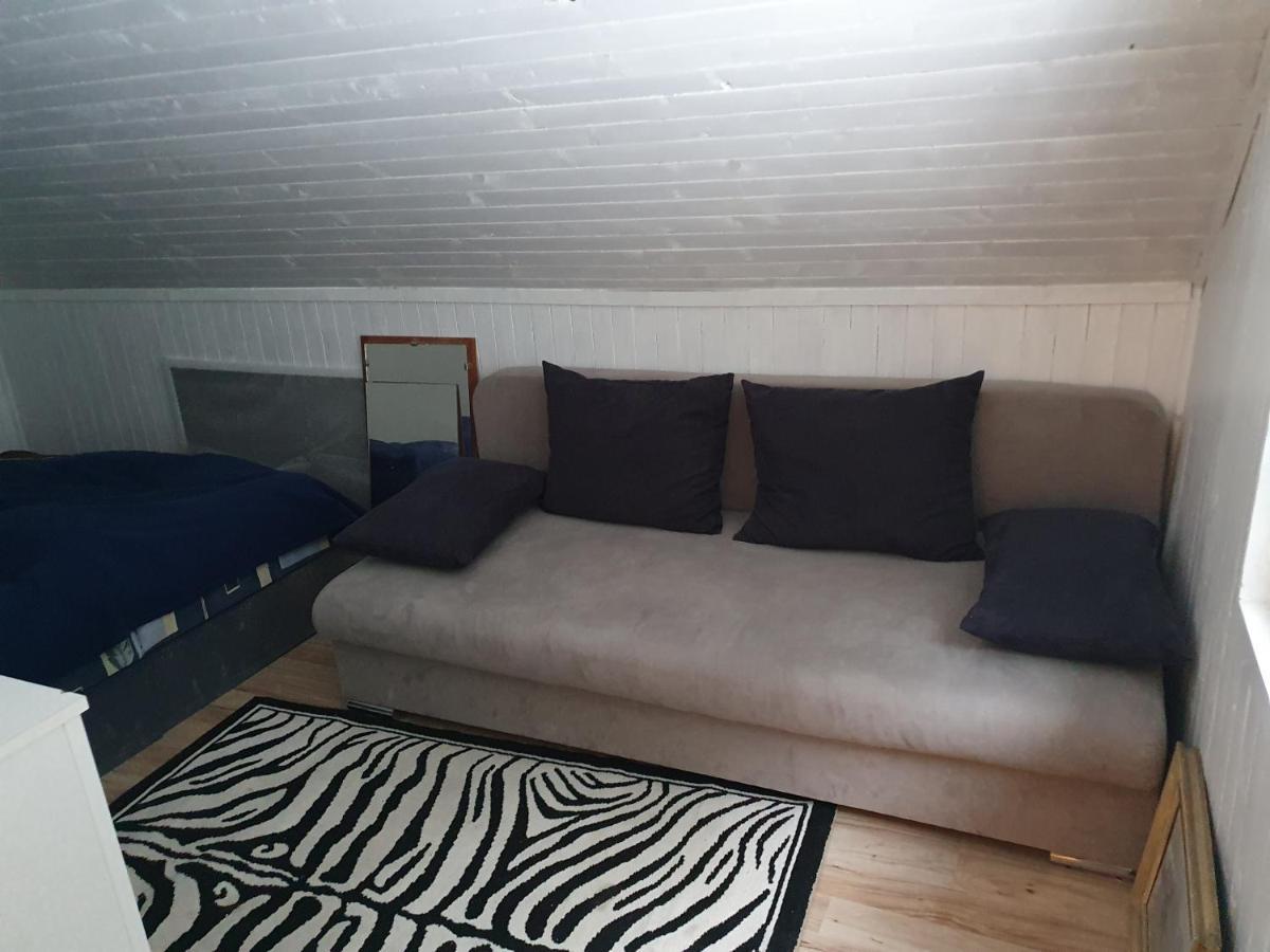 Horska Chata V Srdci Kremnickych Hor Banská Bystrica Exterior foto